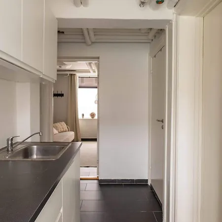 2 Bedroom In Heart Of Vesterbro Copenhagen