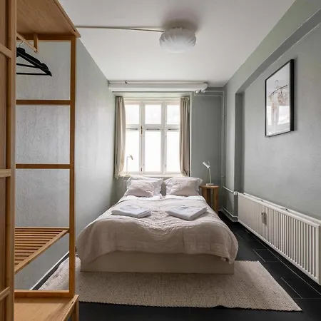 2 Bedroom In Heart Of Vesterbro Апартаменты *