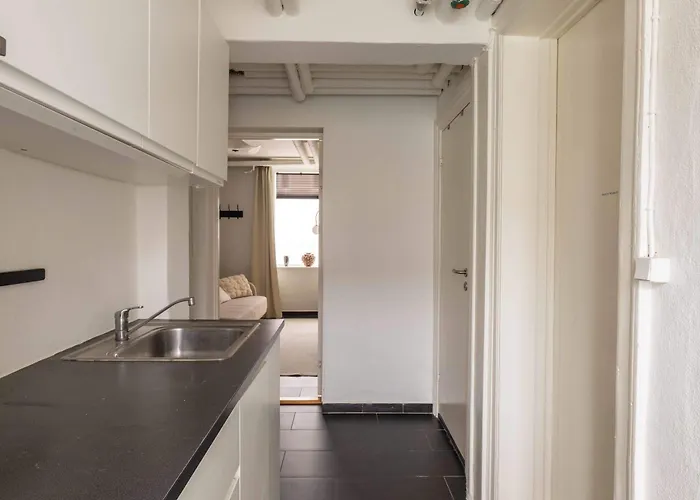 2 Bedroom In Heart Of Vesterbro Copenhagen